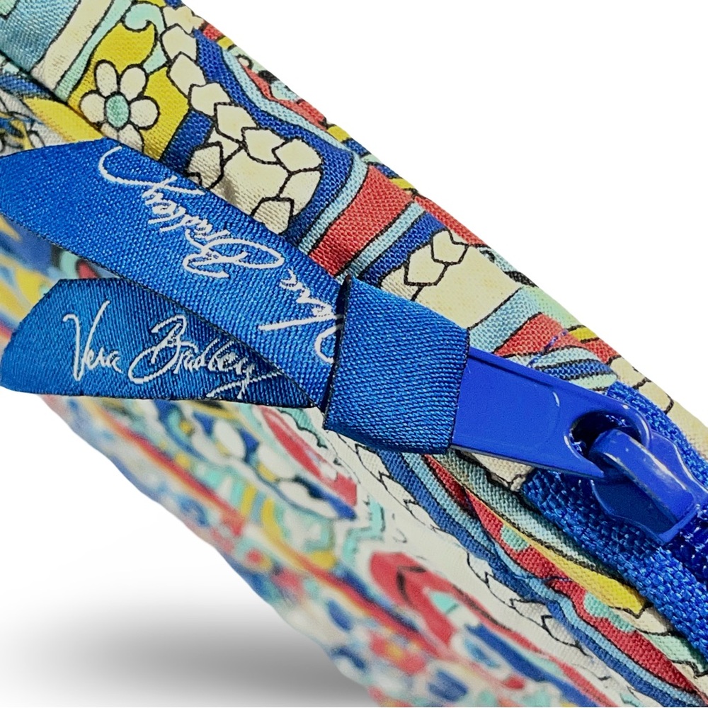 Vera Bradley Soft Quilted Cotton Marina Paisley 9 inch Tablet e-Reader Case - Picture 7 of 8